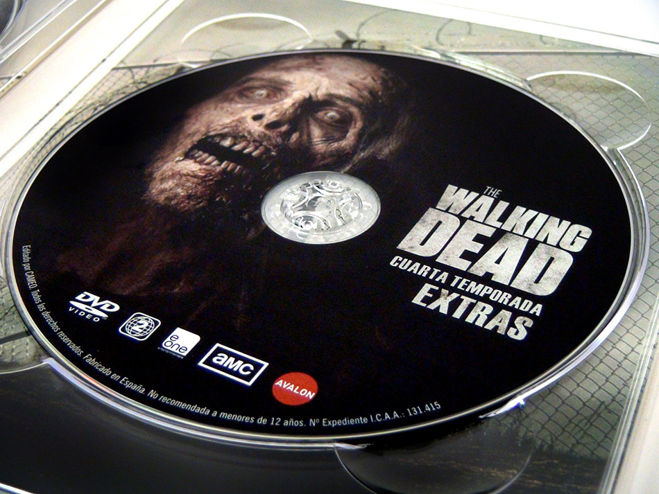 Fotografías de la edición coleccionista de The Walking Dead 4ª temporada en Blu-ray 25