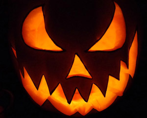 Ataúd Monstruos Clásicos de Universal y otras ofertas de Halloween