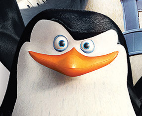 Carátulas y extras de Los Pingüinos de Madagascar en Blu-ray 3D y 2D