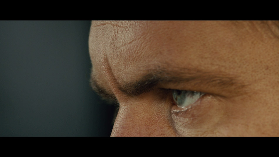 Capturas de imagen del Blu-ray de Fast & Furious 7 9