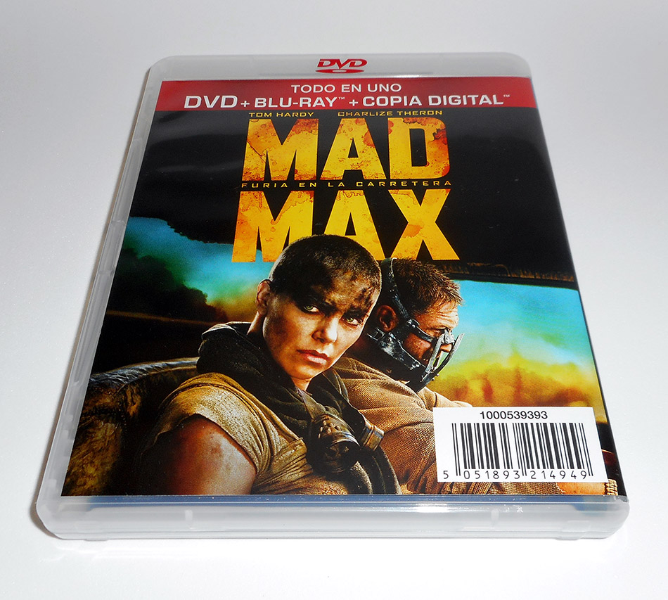 Fotografías de la edición coche de Mad Max: Furia en la Carretera en Blu-ray 11
