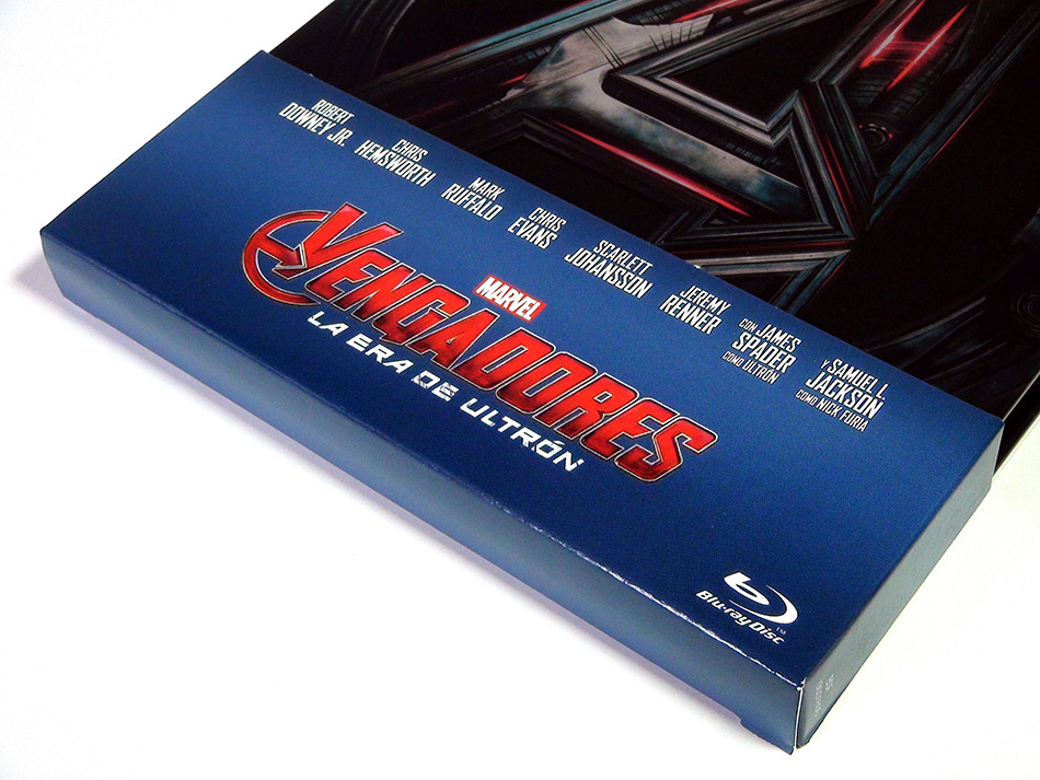 Fotografías del Steelbook de Vengadores: La Era de Ultrón en Blu-ray 3
