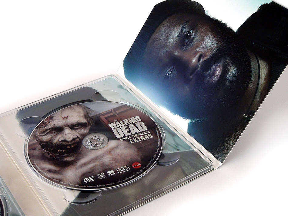 Fotografías de la edición coleccionista de The Walking Dead 5ª temporada Blu-ray 26