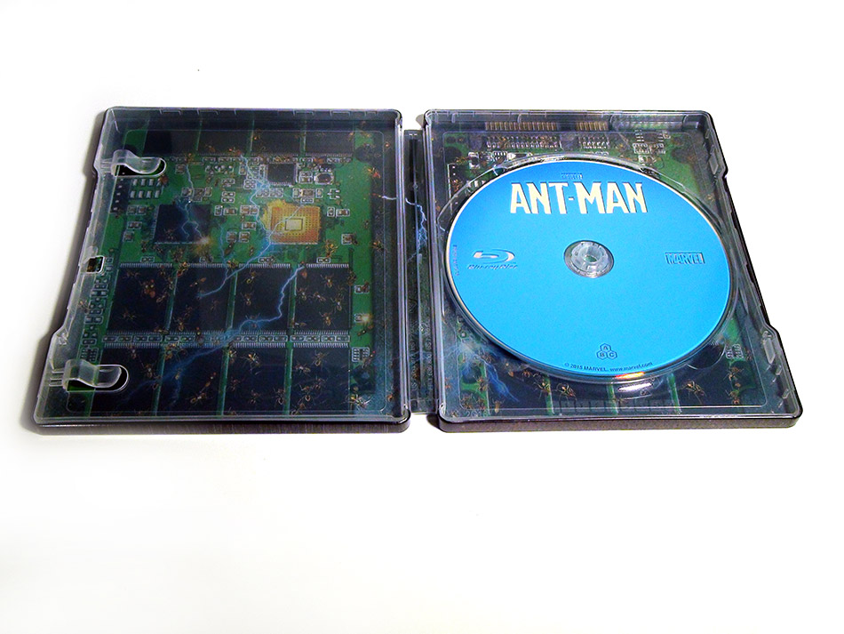 Fotografías del Steelbook de Ant-Man en Blu-ray 14