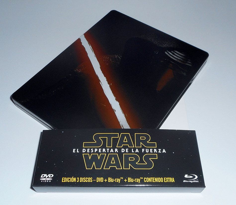Fotografías del Steelbook de Star Wars: El Despertar de la Fuerza en Blu-ray 3