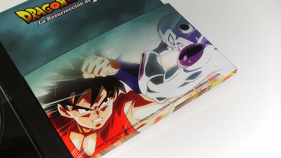 Fotografías de la ed. coleccionista de Dragon Ball Z: La Resurrección de F en Blu-ray 18