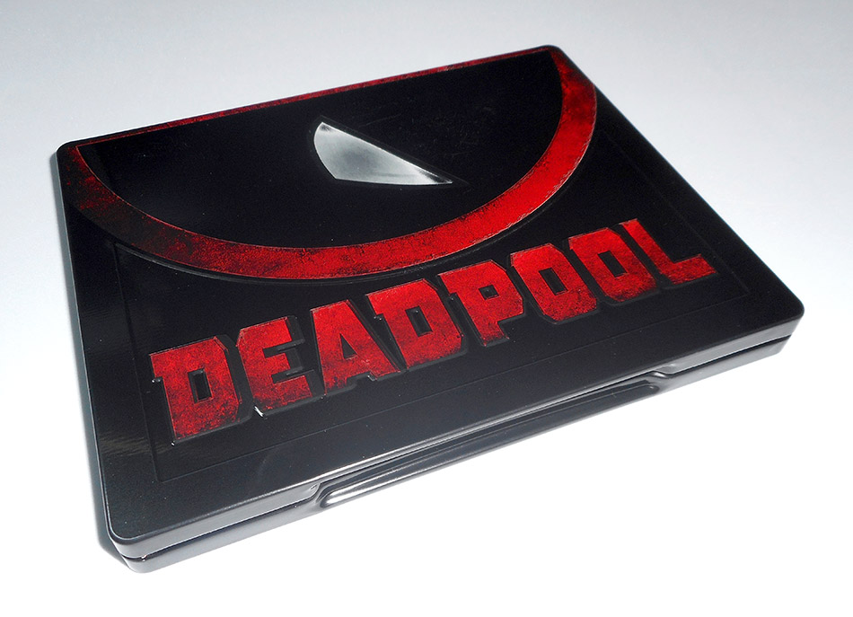 Fotografías del Steelbook de Deadpool en Blu-ray 2