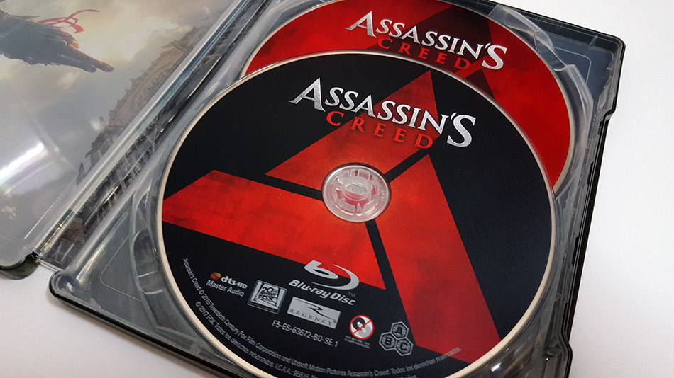 Fotografías del Steelbook de Assassin's Creed en Blu-ray 3D y 2D 16