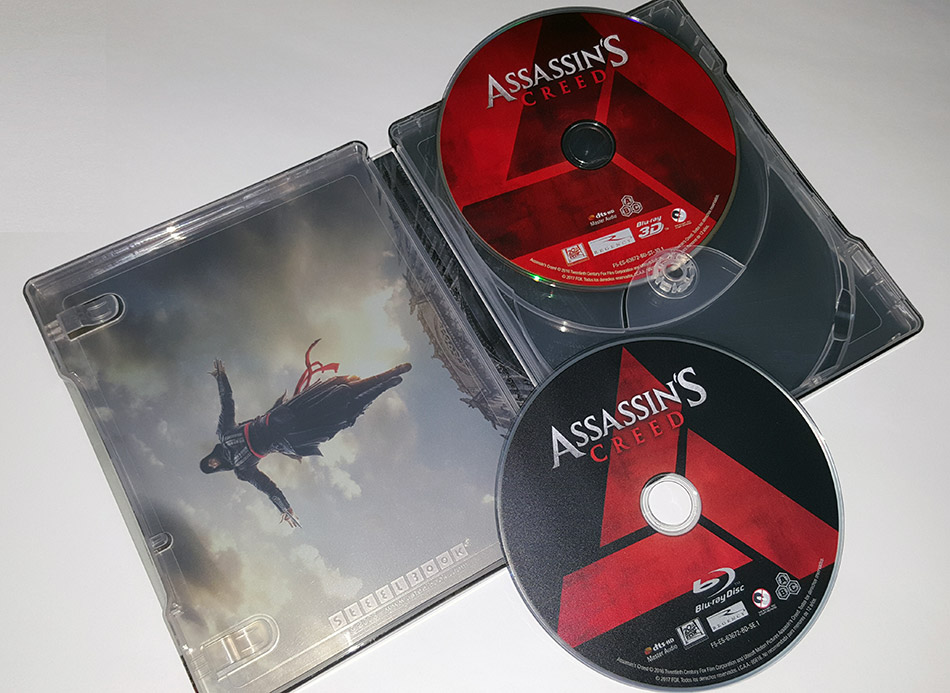 Fotografías del Steelbook de Assassin's Creed en Blu-ray 3D y 2D 17