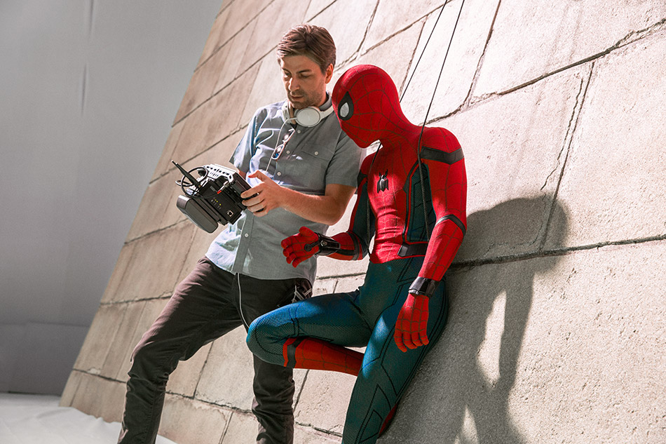 Póster final de Spider-Man: Homecoming y nuevas imágenes 16
