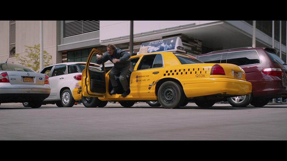 Capturas de imagen del Blu-ray de Fast & Furious 8 6