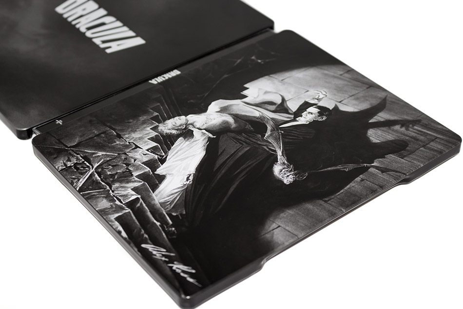 Fotografías del Steelbook de Drácula en Blu-ray diseñado por Alex Ross 11