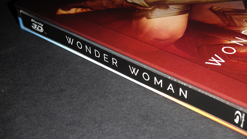 Fotografías del Steelbook de Wonder Woman en Blu-ray 3D y 2D 3