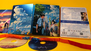 Fotografías del Steelbook de your name. en Blu-ray