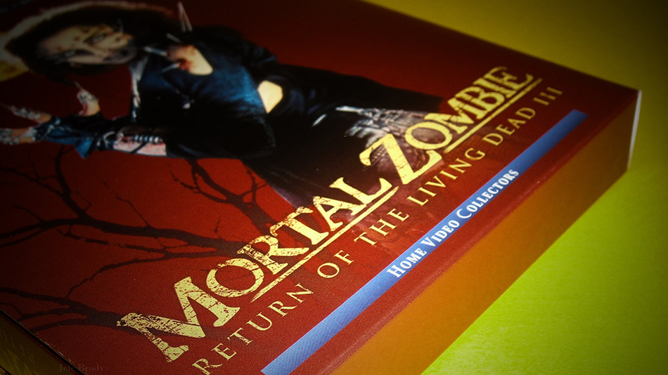 Fotografías de la edición coleccionista de Mortal Zombie en Blu-ray 4