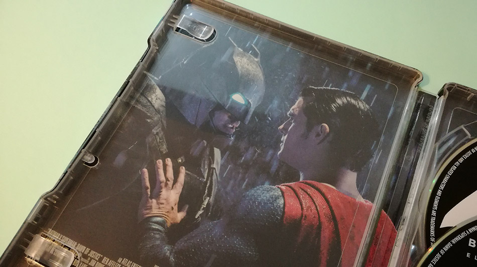 Fotografías del Steelbook de Batman v Superman: El Amanecer de la Justicia en Blu-ray 12