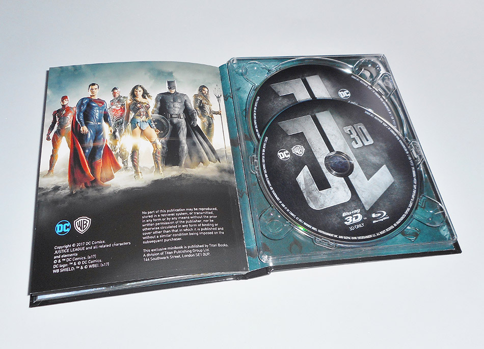 Fotografías del Digibook de Liga de la Justicia en Blu-ray 3D y 2D 16