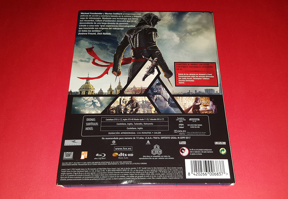 Fotografías de Assassin's Creed en Blu-ray 3D y 2D con funda 7
