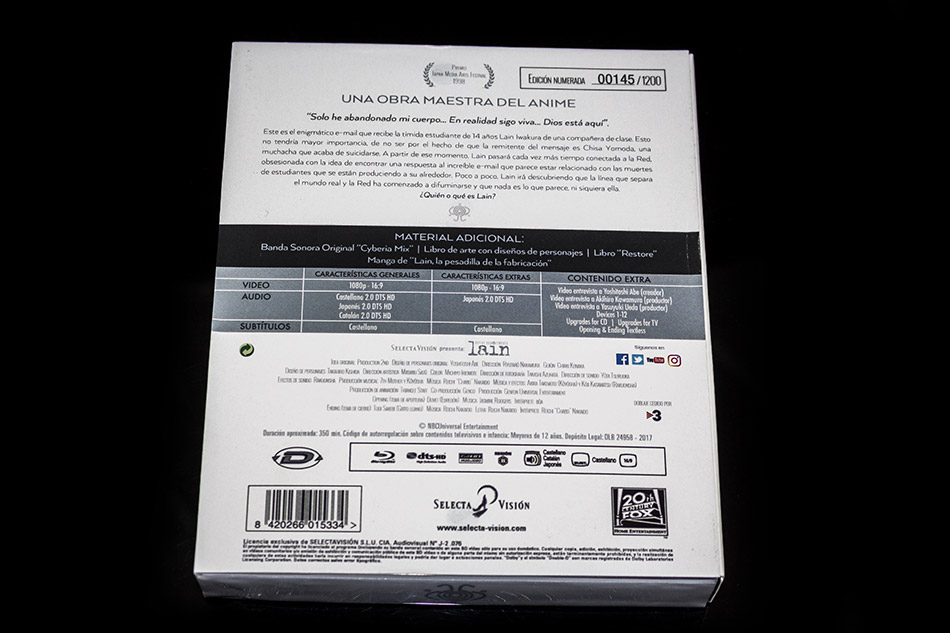 Fotografías de la edición coleccionista de Serial Experiments Lain en Blu-ray 7
