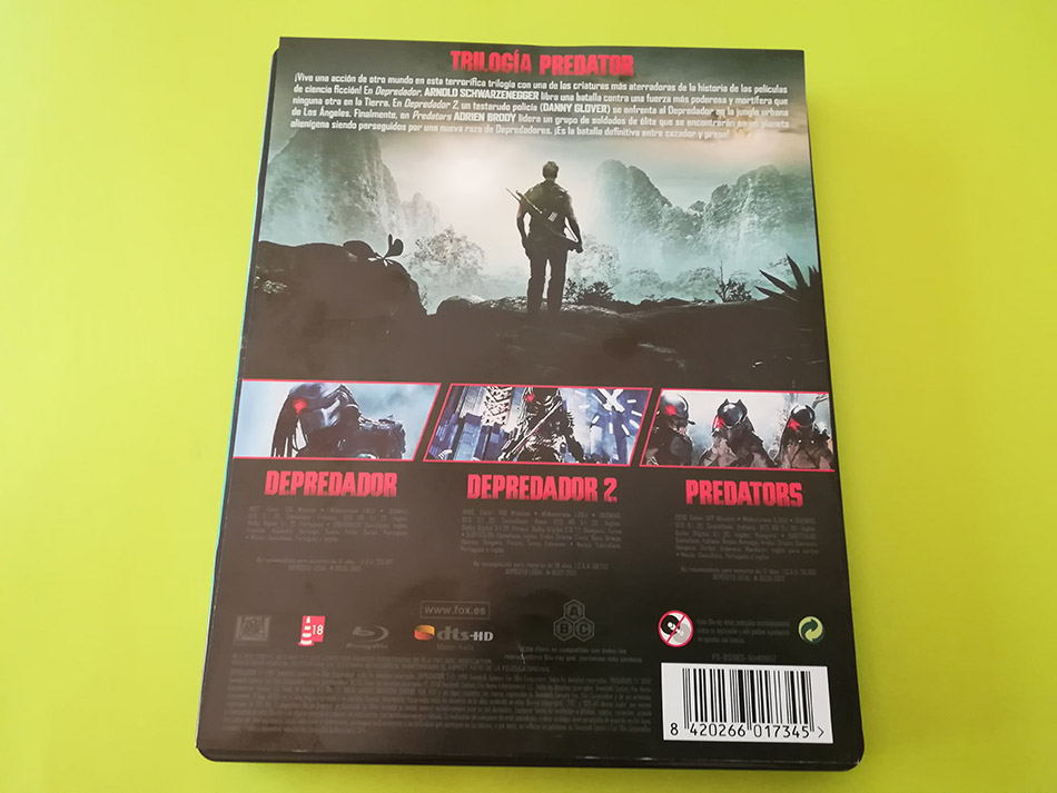 Fotografías del Steelbook con la Trilogía Predator en Blu-ray 2