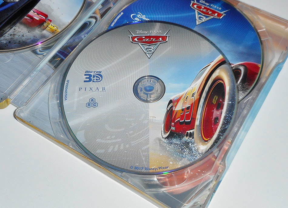 Fotografías del Steelbook de Cars 3 en Blu-ray 3D y 2D 9