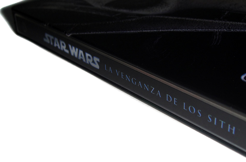 Fotografías del Steelbook de Star Wars Episodio III: La Venganza de los Sith en Blu-ray 7
