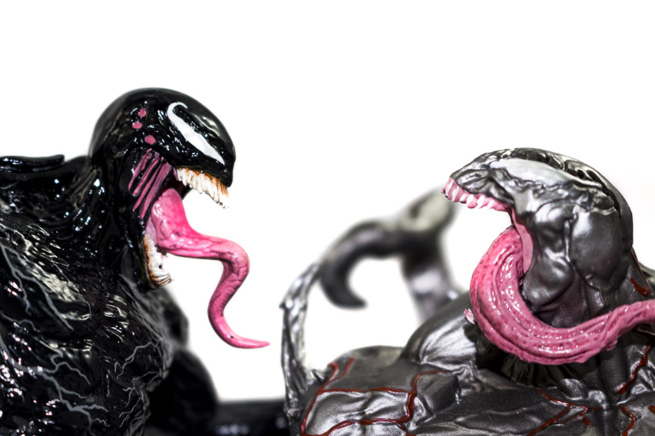 Fotografías de la edición coleccionista de Venom con figura en UHD 4K 24