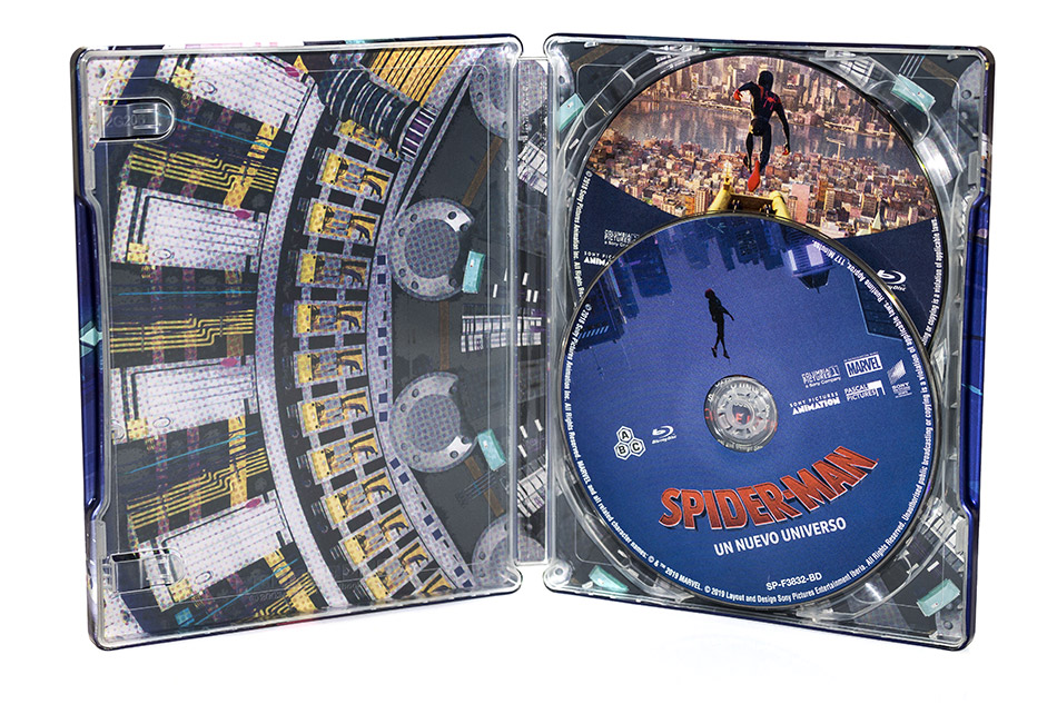 Fotografías del Steelbook de Spider-Man: Un Nuevo Universo en Blu-ray 11