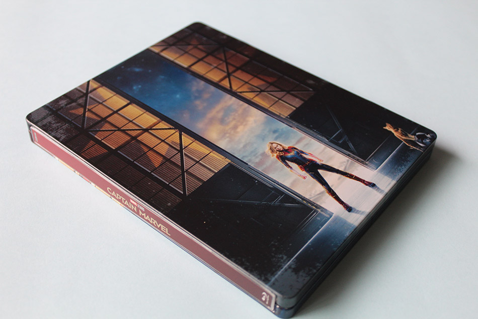 Fotografías del Steelbook de Capitana Marvel en Blu-ray 3D y 2D 6