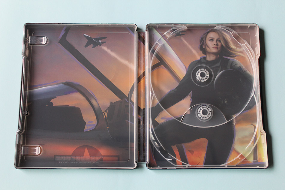 Fotografías del Steelbook de Capitana Marvel en Blu-ray 3D y 2D 11