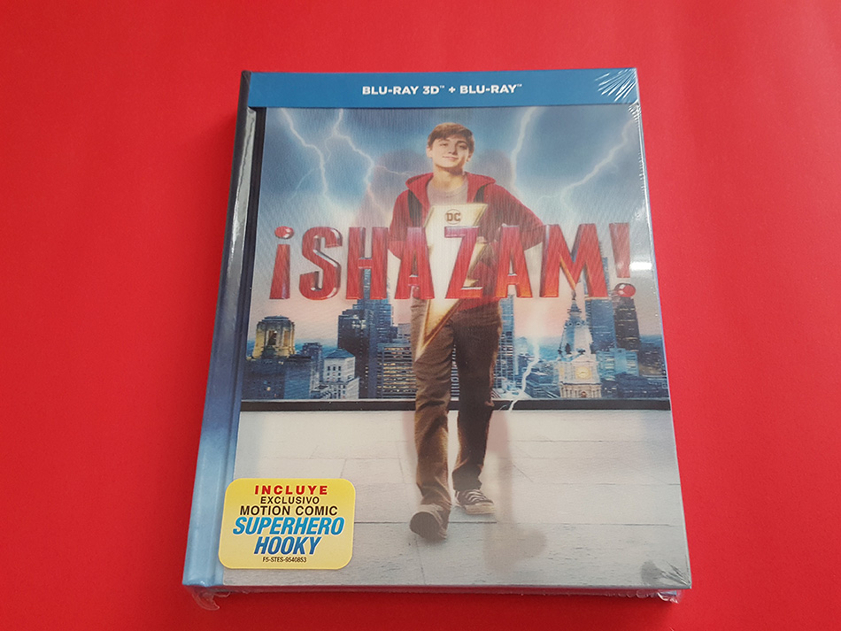 Fotografías del Digibook lenticular de ¡Shazam! en Blu-ray 3D 3