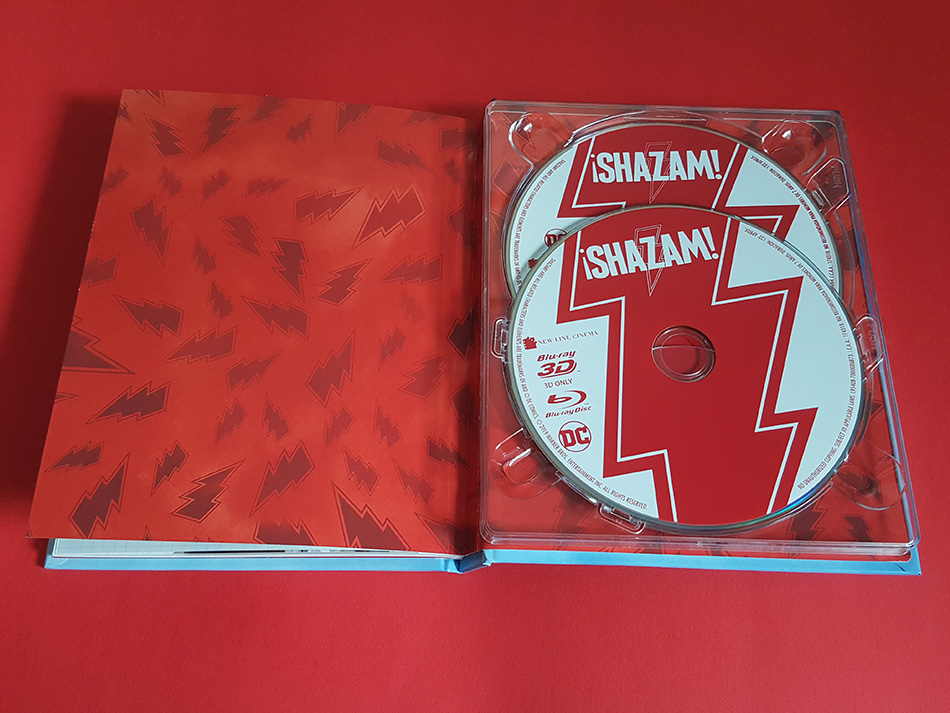 Fotografías del Digibook lenticular de ¡Shazam! en Blu-ray 3D 21