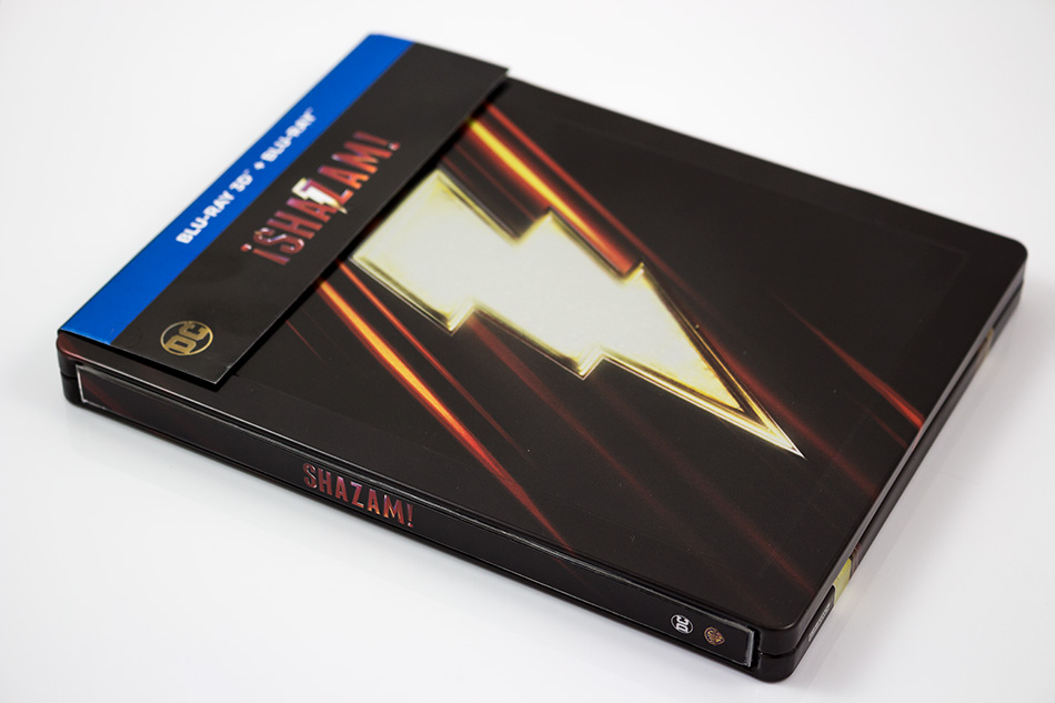 Fotografías del Steelbook de ¡Shazam! en Blu-ray 3D 2