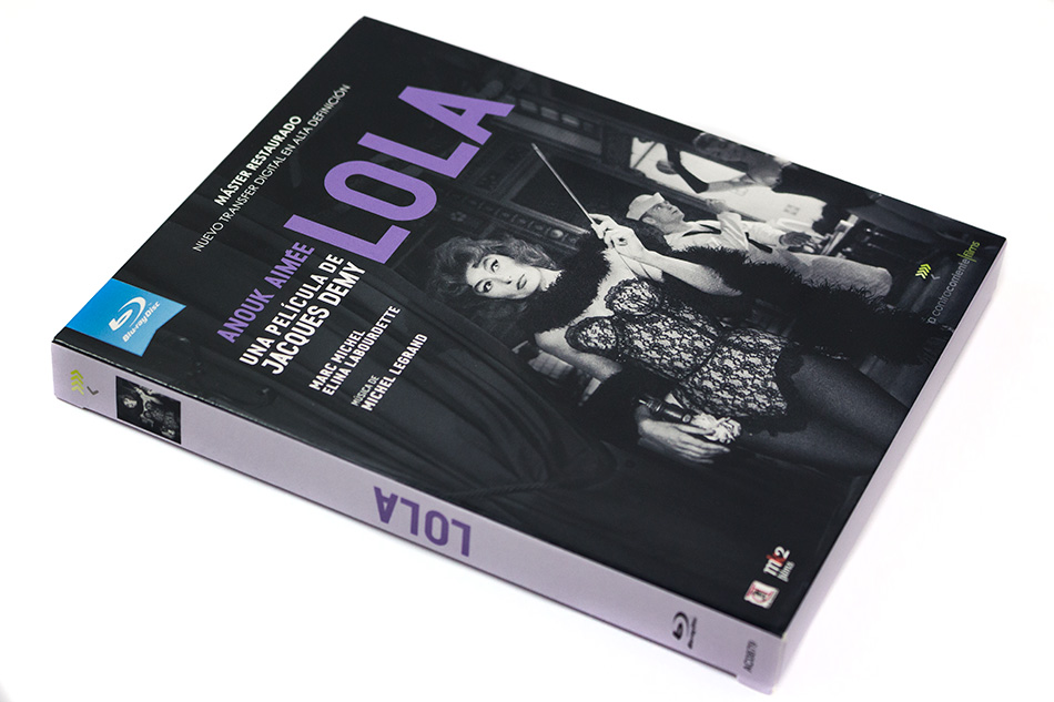 Fotografías de la edición con funda y caja lila de Lola en Blu-ray 2