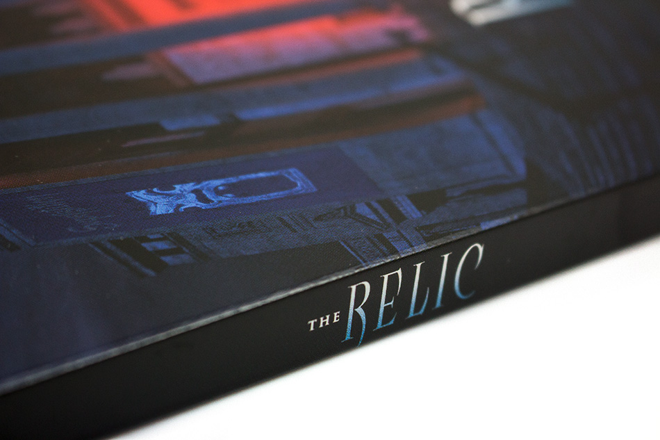 Fotografías de la edición con funda y libreto de The Relic en Blu-ray 3