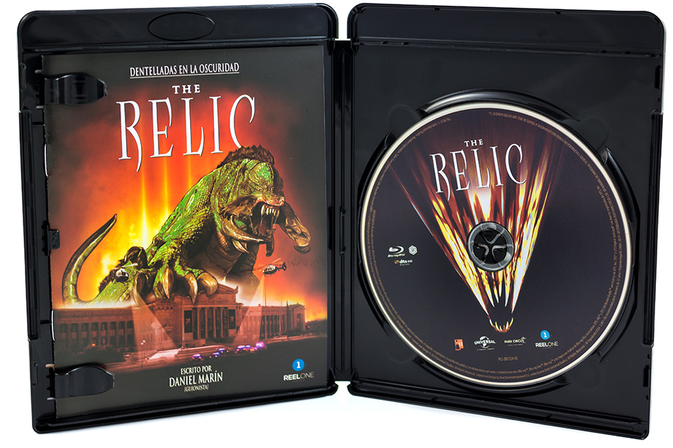 Fotografías de la edición con funda y libreto de The Relic en Blu-ray 13
