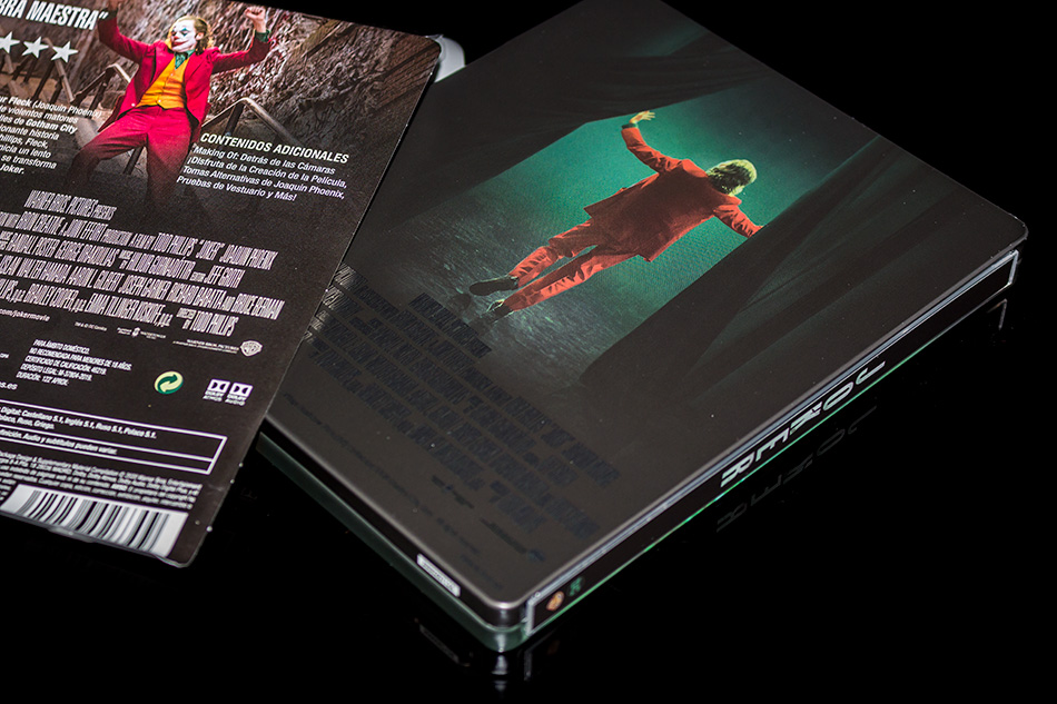 Fotografías del Steelbook de Joker en Blu-ray con diseño teaser 10