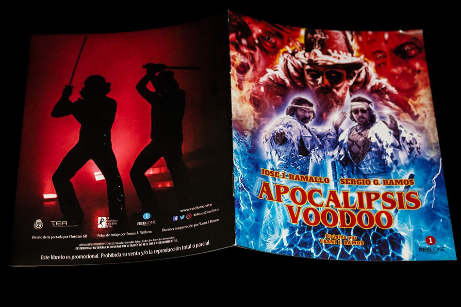 Fotografías del Blu-ray con funda y libreto de Apocalipsis Voodoo 15