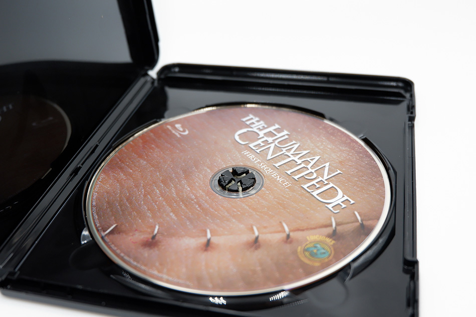 Fotografías del pack coleccionista de The Human Centipede en Blu-ray 7