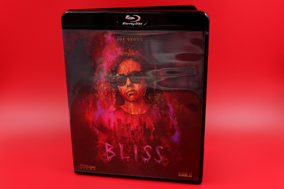 Fotografías del Blu-ray de Bliss con libreto y caja negra 1