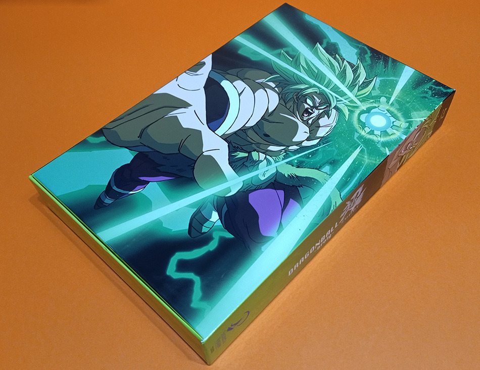 Fotografías de la edición coleccionista A4 de Dragon Ball Super Broly en Blu-ray 4