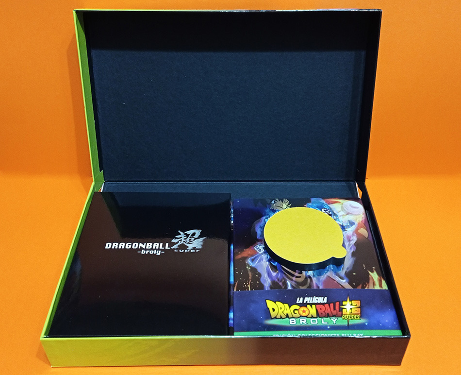Fotografías de la edición coleccionista A4 de Dragon Ball Super Broly en Blu-ray 10
