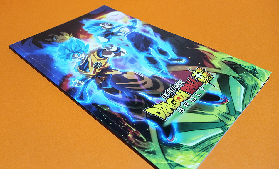 Fotografías de la edición coleccionista A4 de Dragon Ball Super Broly en Blu-ray 32