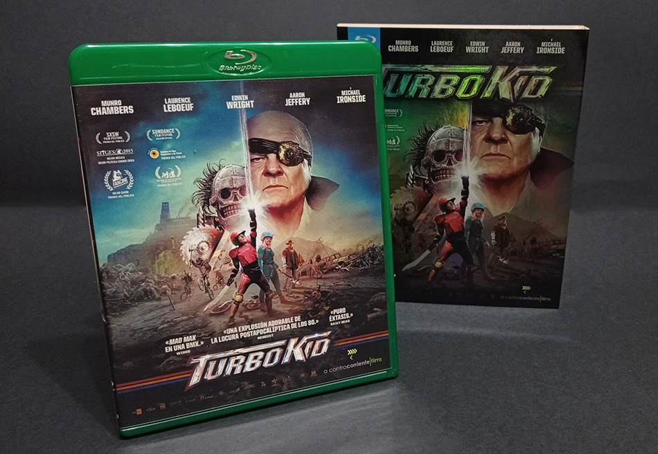 Fotografías de la edición con funda y caja verde de Turbo Kid en Blu-ray 13