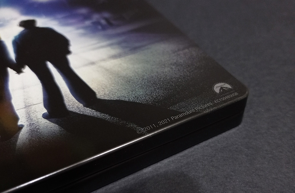 Fotografías del Steelbook de Super 8 en UHD 4K y Blu-ray 10