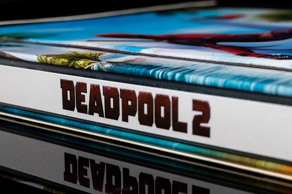 Fotografías del Steelbook lenticular de Deadpool 2 en UHD 4K y Blu-ray 2