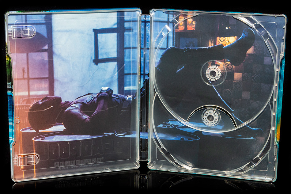 Fotografías del Steelbook lenticular de Deadpool 2 en UHD 4K y Blu-ray 12