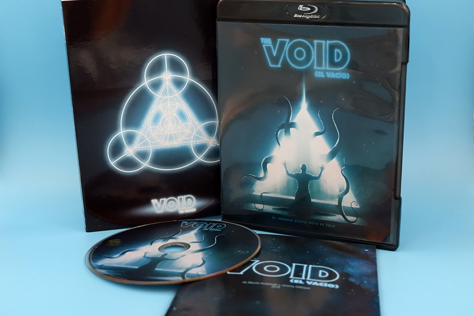 Fotografías de El Vacío (The Void) en Blu-ray con funda y libreto 21