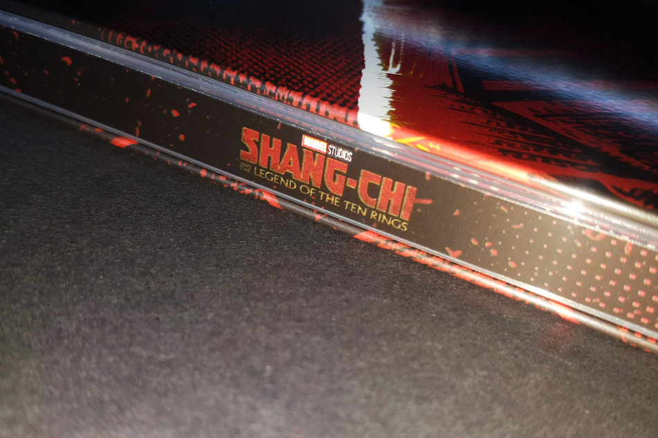 Fotografías del Steelbook de Shang-Chi y la Leyenda de los Diez Anillos en UHD 4K y Blu-ray 8