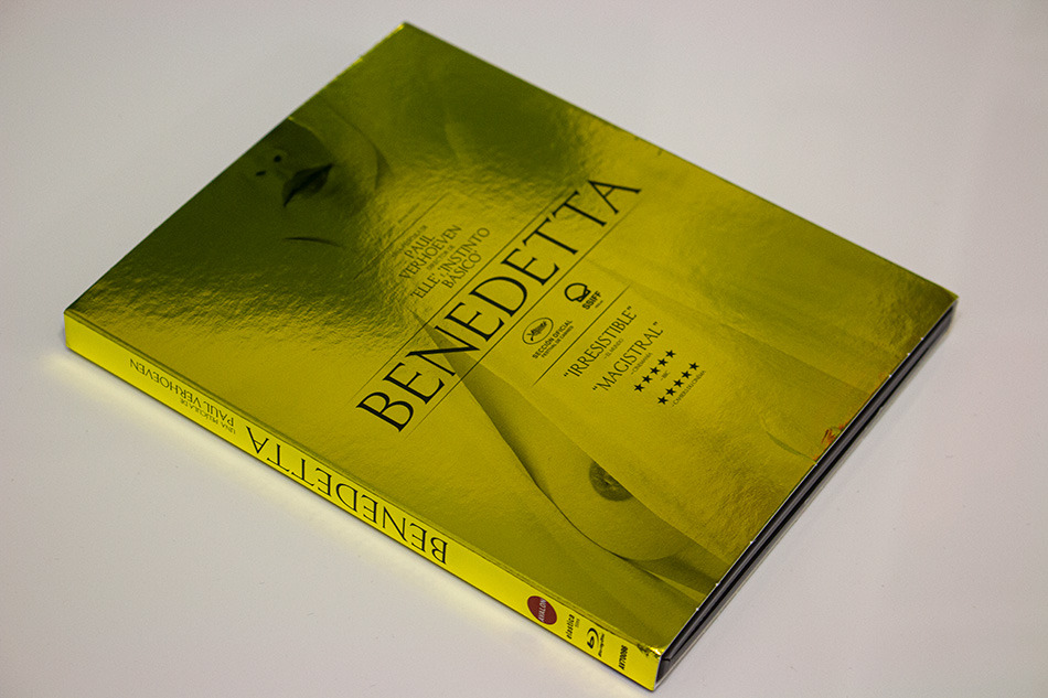 Fotografías de la edición con funda de Benedetta en Blu-ray 2
